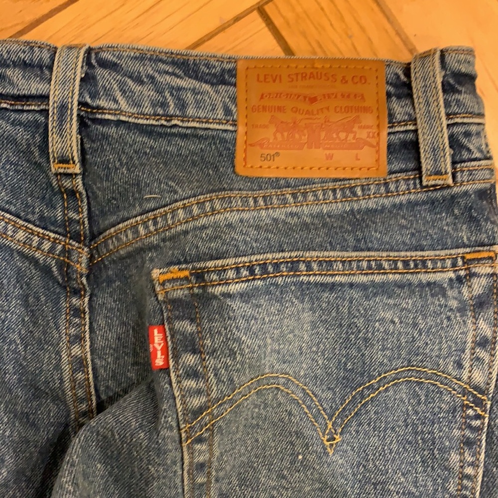 LEVI 501s - Picture 4 of 4